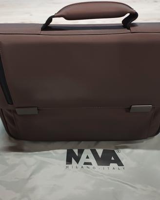 borrsa business NAVA tracolla