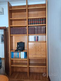 Libreria in ciliegio