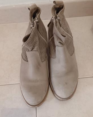 stivaletto scamosciato Deky