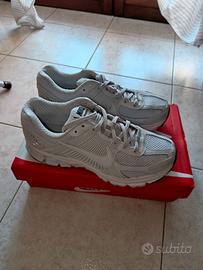 Scarpe Nike zoom vomero 5 nuove