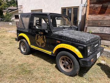 Suzuki Samurai