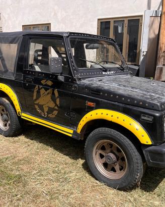 Suzuki Samurai
