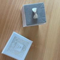 Anello placcato argento con brillante