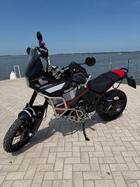Ducati desertx