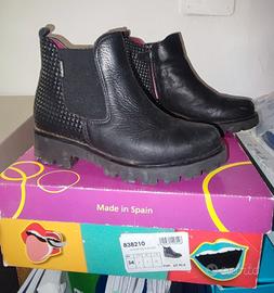 stivali da bambina n. 34 modello Chelsea