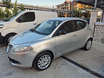 Lancia Ypsilon 1.3 MJT 16V 95 CV 5 porte S&S Plati