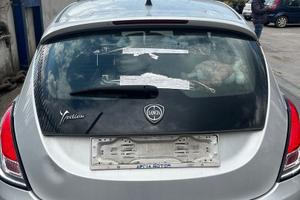PORTELLONE BAULE LANCIA YPSILON 2016