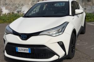 Toyota C-HR Hybrid 2021 – 28.000 km reali