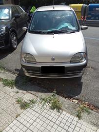 FIAT 600