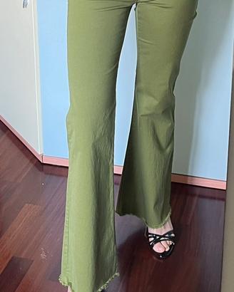 Pantalone cachi vita alta bootcut Motel