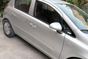 Opel corsa 2008 1.3 multijet