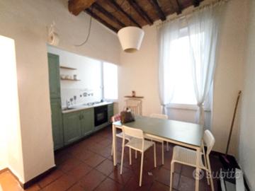 Bilocale Arredato con Terrazzo - Rif. UA/030