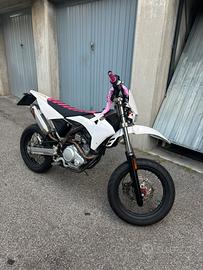 Fantic 125 Motard 4T