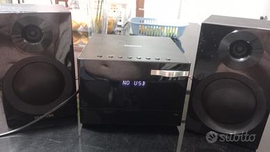 stupendo impianto della samsung  con telecomando 