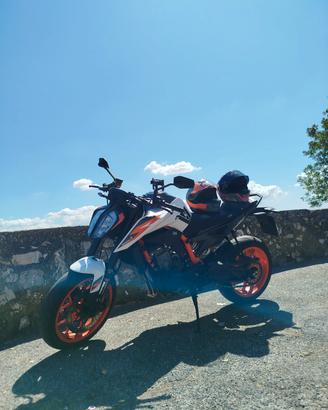 Duke 890 R 2020 Tech Pack Track Mode