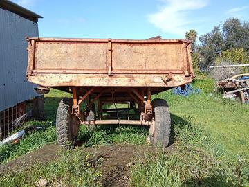 Rimorchio agricolo