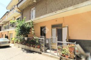 CASA SEMINDIPENDENTE A ISOLA DI CAPO RIZZUTO