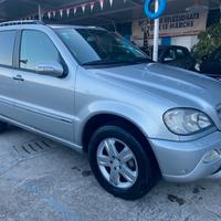 Mercedes-benz ML 270 turbodiesel cat CDI Classic