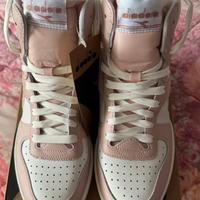 Sneakers Diadora nr 41 nuove con cartellino
