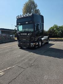 Scania R 560 V8