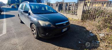 Ford Focus SW 1.6 (2009)