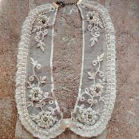 Colletto vintage con perle