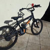 bicicletta bmx