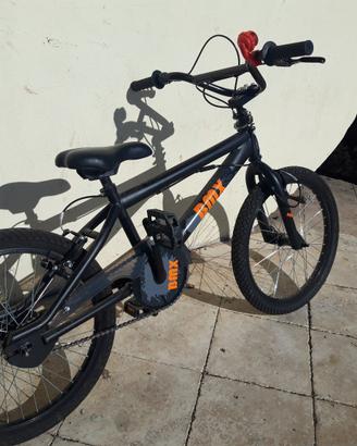 bicicletta bmx