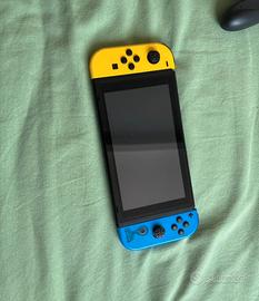 Nintendo switch edizione limitata fortnite