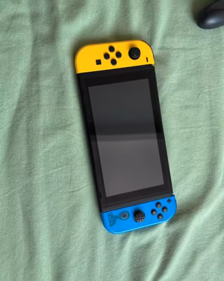 Nintendo switch edizione limitata fortnite