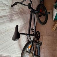 BMX con pedalino avanti e dietro