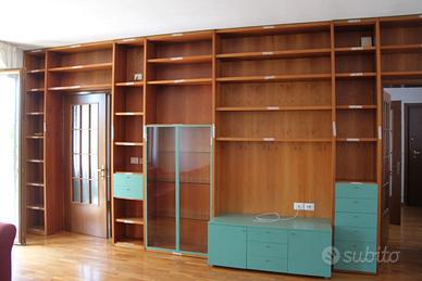 LIBRERIA MODULARE PER SALOTTO IN LEGNO MASSELLO