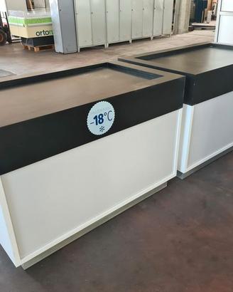 2 mobili in legno per fiera usati
