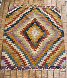 Tappeto Kilim vecchio, originale, fatto a mano.