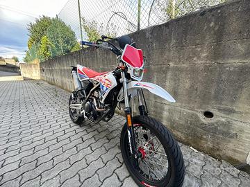 Moto 125 fantic