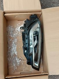 Audi RS3 8V 2018 – Faro anteriore DX Matrix LED