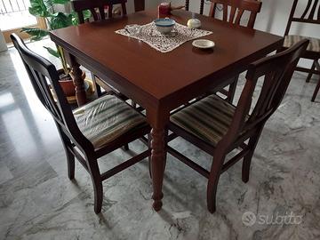 Tavolo soggiorno + 6 sedie