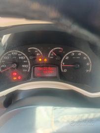 ford ka 1.2 benzina anno 2015 