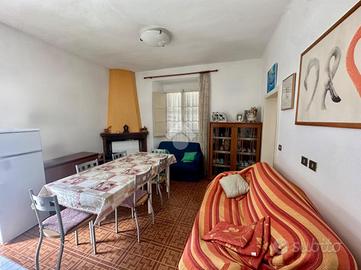 3 LOCALI A PENNABILLI