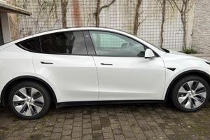 Tesla Model Y LONG RANGE AWD 2022