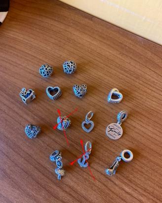Charm Pandora + omaggio