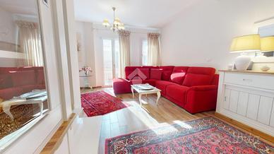 CASA INDIPENDENTE A ORIA