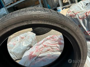 Gomme invernali Nokian 225/40 R18