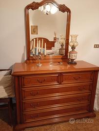 Camera da letto classica in radica di noce