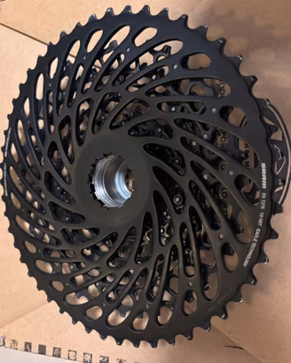 Pacco pignoni sram rival 12v 10-50T