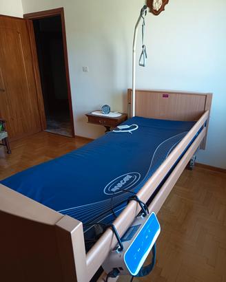 letto elettrico con materasso ortopedici 