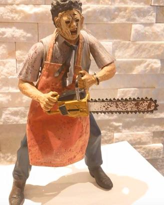 MEZCO The Texas Chainsaw Massacre Leatherface 30cm