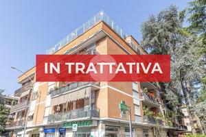 4 LOCALI A ROMA
