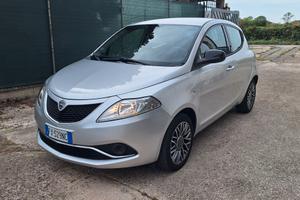 LANCIA YPSILON GARANZIA 12 MESI