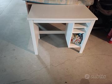 scrivania per bimbi 